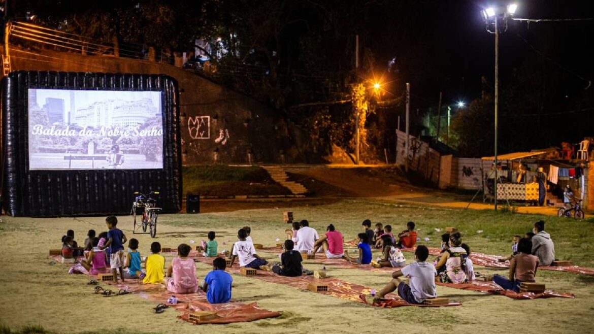 A IMPORTÂNCIA DO CINEMA ITINERANTE PARA A DIFUSÃO DO CINEMA BRASILEIRO