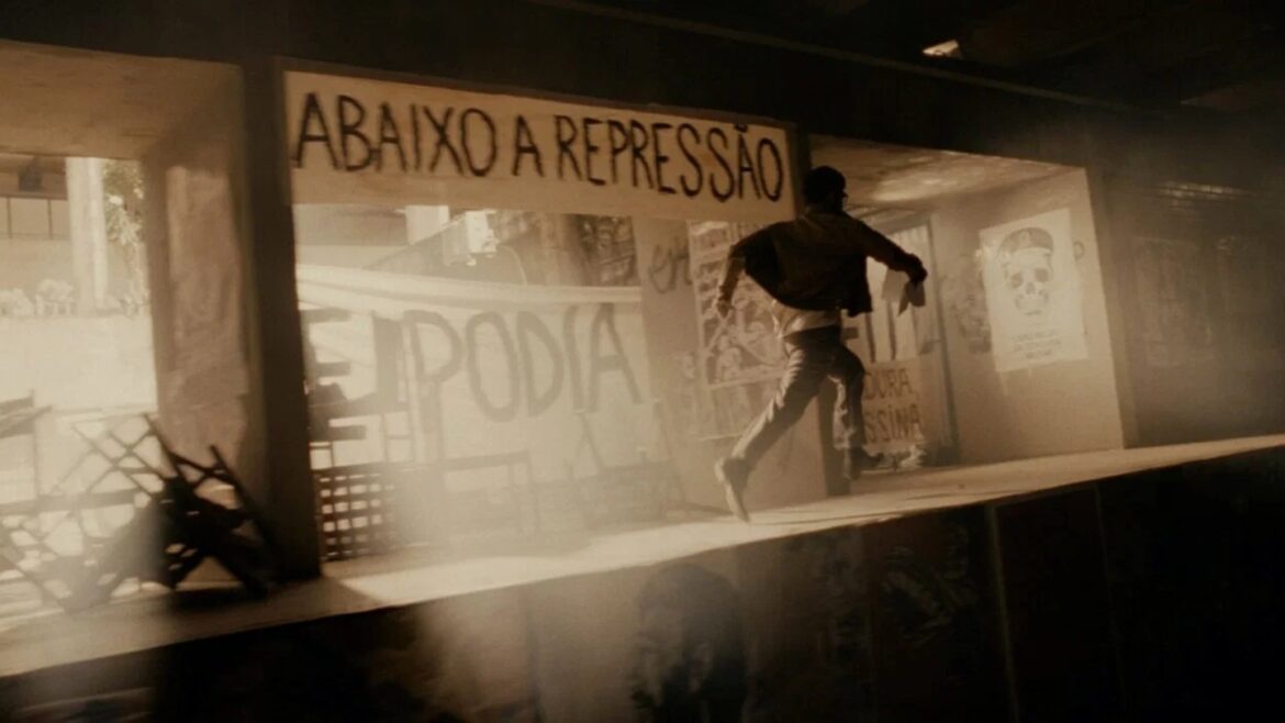 CRÍTICA – HONESTINO